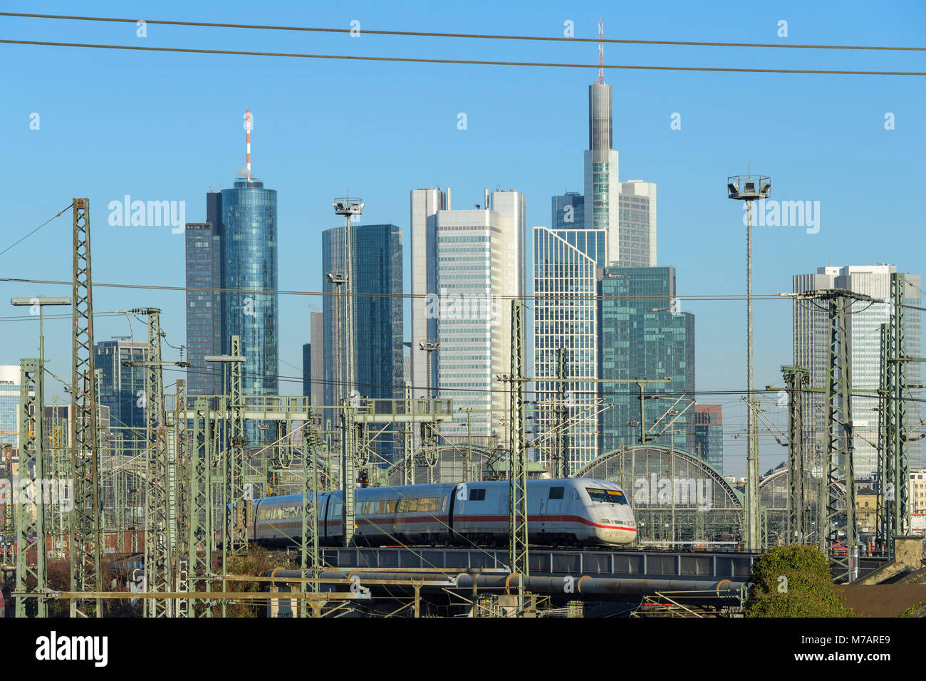 Hauptbahnhof frankfurt -Fotos und -Bildmaterial in hoher Auflösung – Alamy