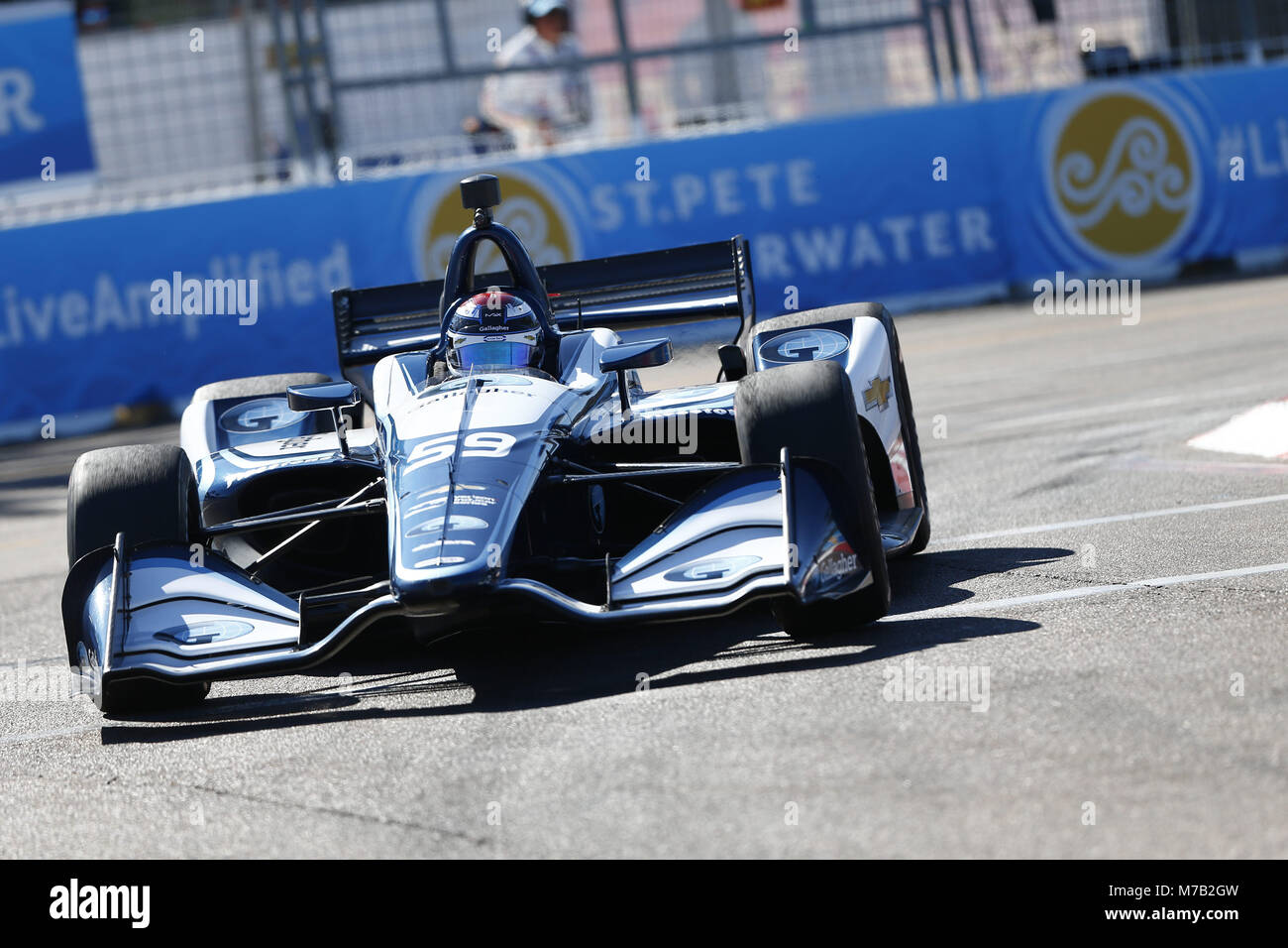 St. Petersburg, Florida, USA. 9 Mär, 2018. März 09, 2018 - St. Petersburg, Florida, USA: Max Chilton (59) nimmt zu dem Titel für die Firestone Grand Prix von St. Petersburg in St. Petersburg in St. Petersburg, Florida zu üben. Credit: Justin R. Noe Asp Inc/ASP/ZUMA Draht/Alamy leben Nachrichten Stockfoto