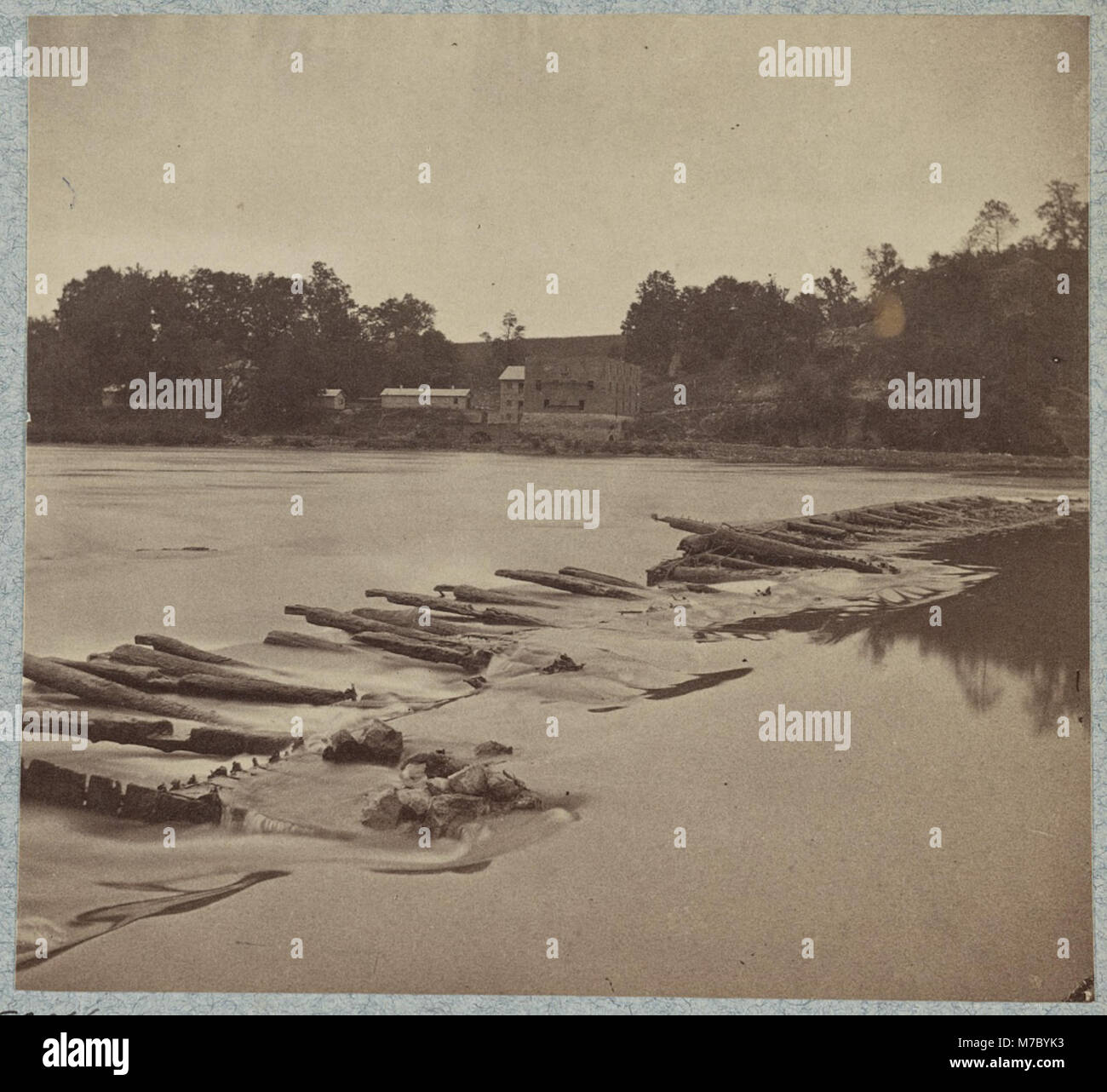 Historisches Foto mit Botelers Ford am Potomac River, dem Ort, an dem die konföderierte Armee nach der Schlacht von Antietam während des Amerikanischen Bürgerkriegs überquerte. Stockfoto