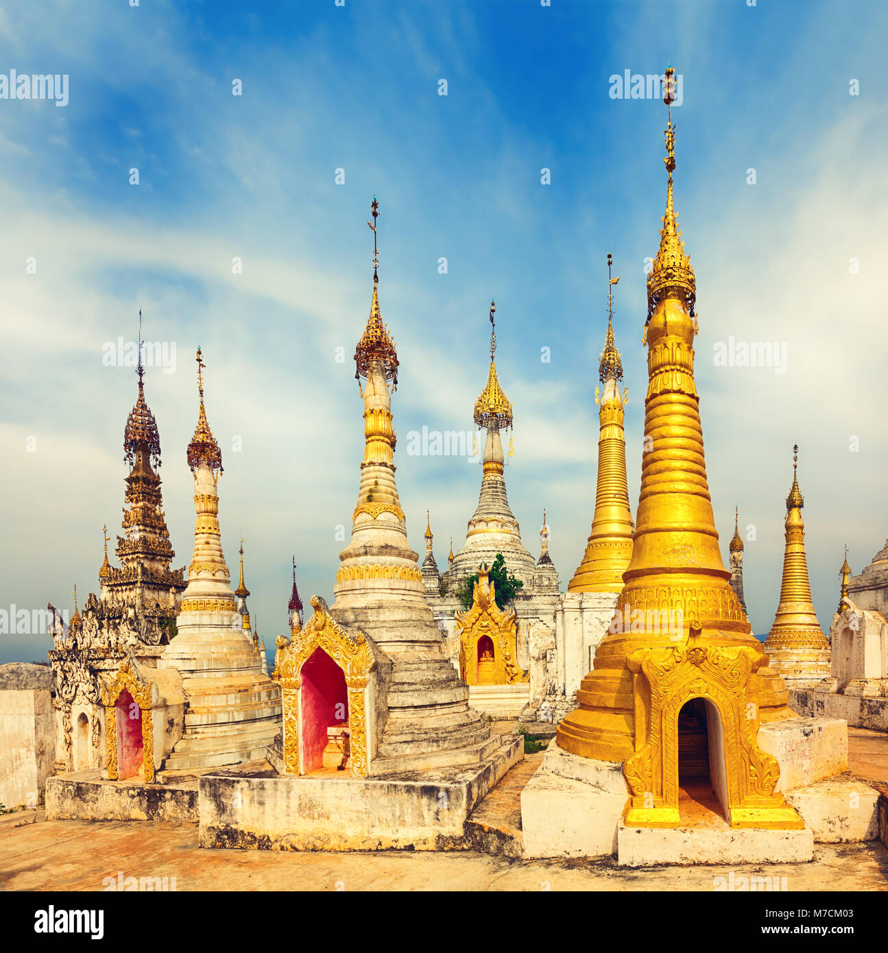 Buddhistischer Tempel Thaung Tho am Inle-See. Myanmar. Stockfoto