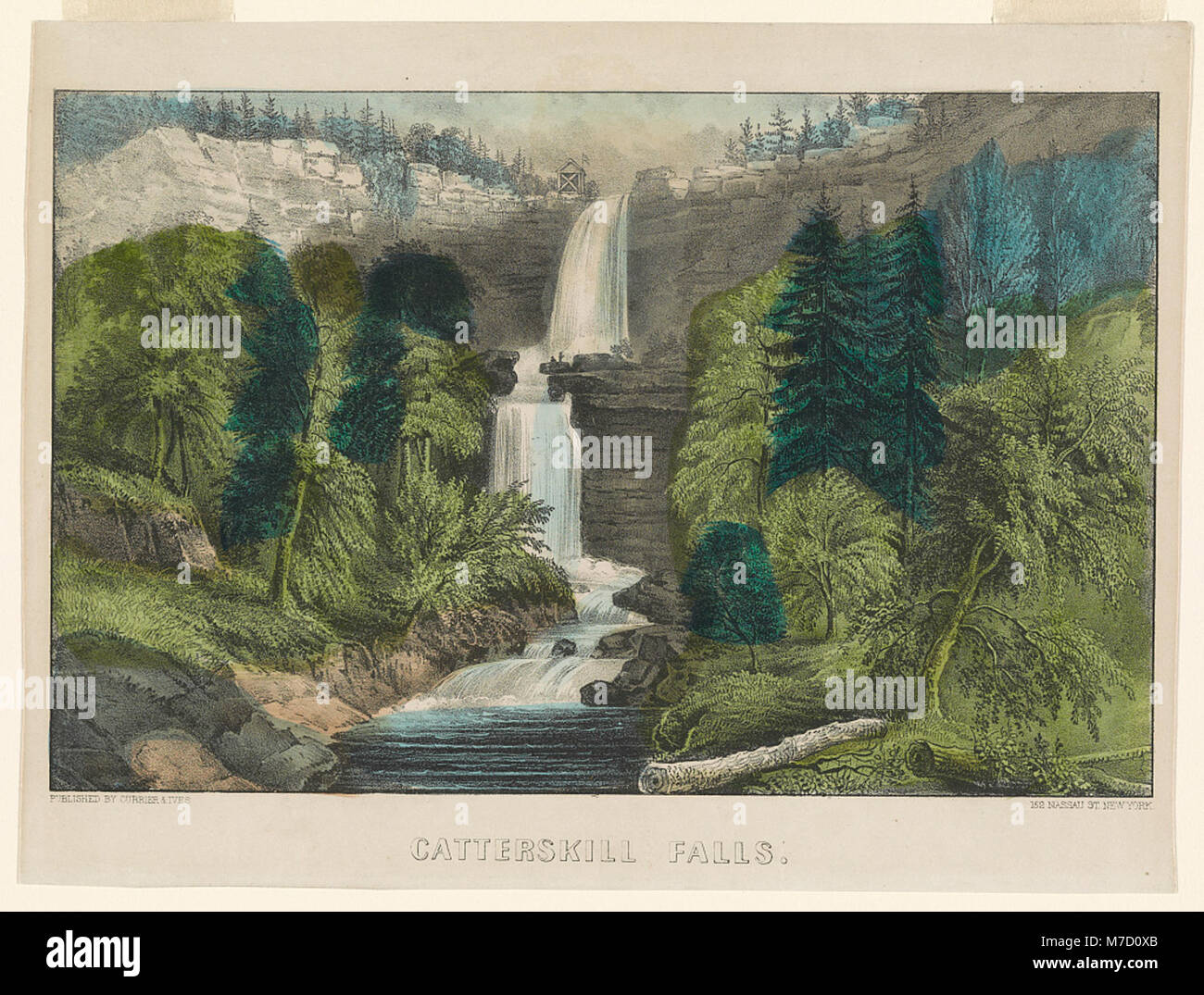 Ein malerischer Blick auf die Catterskill Falls in den Catskill Mountains von New York. Bekannt für ihre natürliche Schönheit, sind die Wasserfälle eine beliebte Touristenattraktion und Teil der Outdoor-Freizeitangebote der Region. Stockfoto