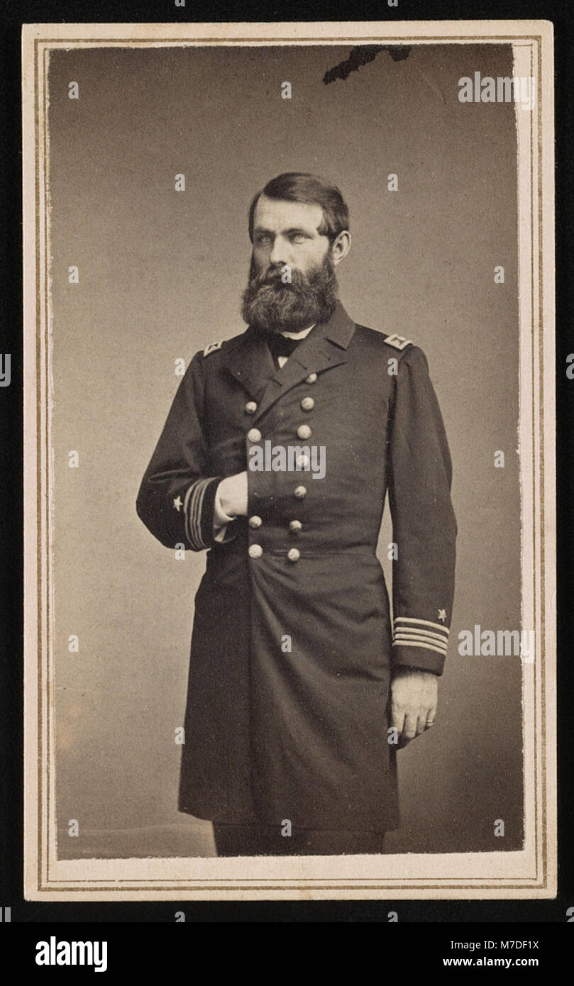Dieses Porträt zeigt Lieutenant Commander Edward E. Potter von der US Navy in seiner offiziellen Uniform. Das Foto wurde von G.W. Barnes in Rockford, Illinois, aufgenommen. Er stellt Potters Militärdienst während seiner Zeit in der Marine dar. Stockfoto