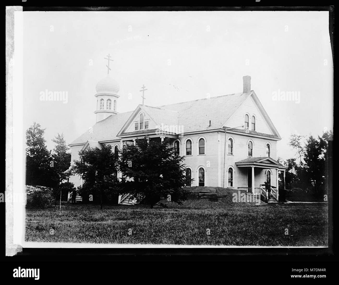 Eine Fotografie des Klosters St. Nicholas in South Canaan, Pennsylvania, zeigt sein architektonisches Design und seine religiöse Bedeutung. Stockfoto