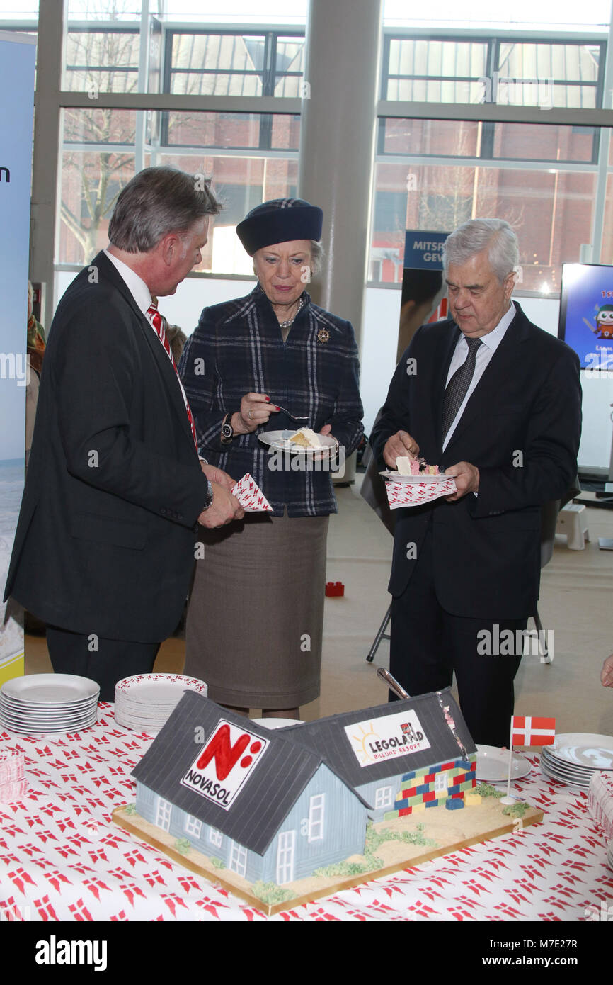 Prinzessin Benedikte von Dänemark Eröffnung Messe REISEN HAMBURG in Hamburg bietet: Prinzessin Benedikte zu Daenemark (Schwester von Koenigin Margarethe), Frank Horch, Kai Uwe Finger Wo: Hamburg, Deutschland Wann: 07 Feb 2018 Credit: Becher/WENN.com Stockfoto