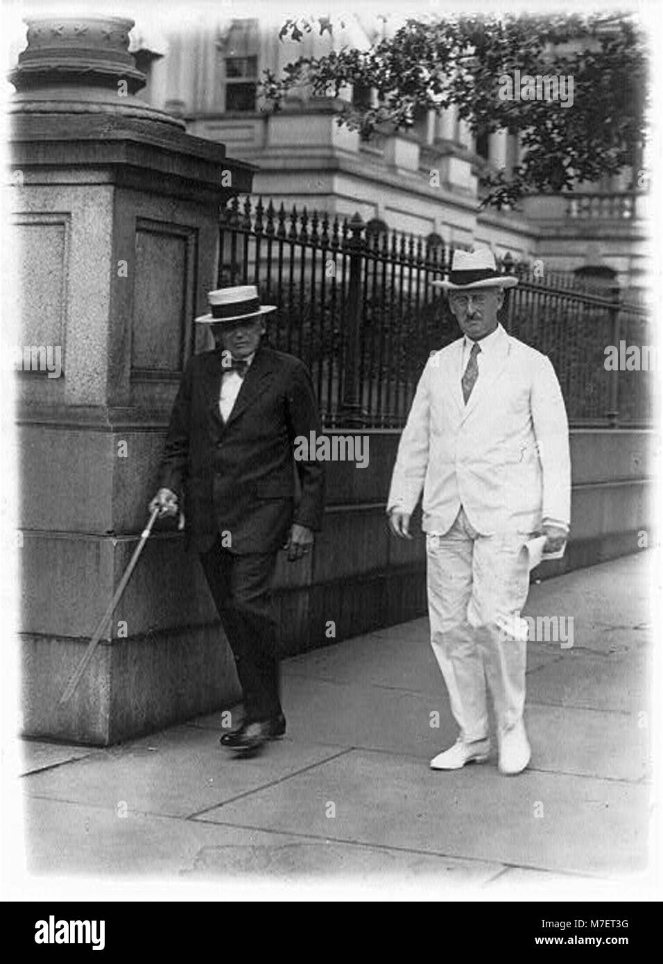 Außenminister Henry L. Stimson und ehemalige Secy. Frank B. Kellogg Verlassen des State Dept., 25. Juli 1929 LCCN 2002695688 Stockfoto