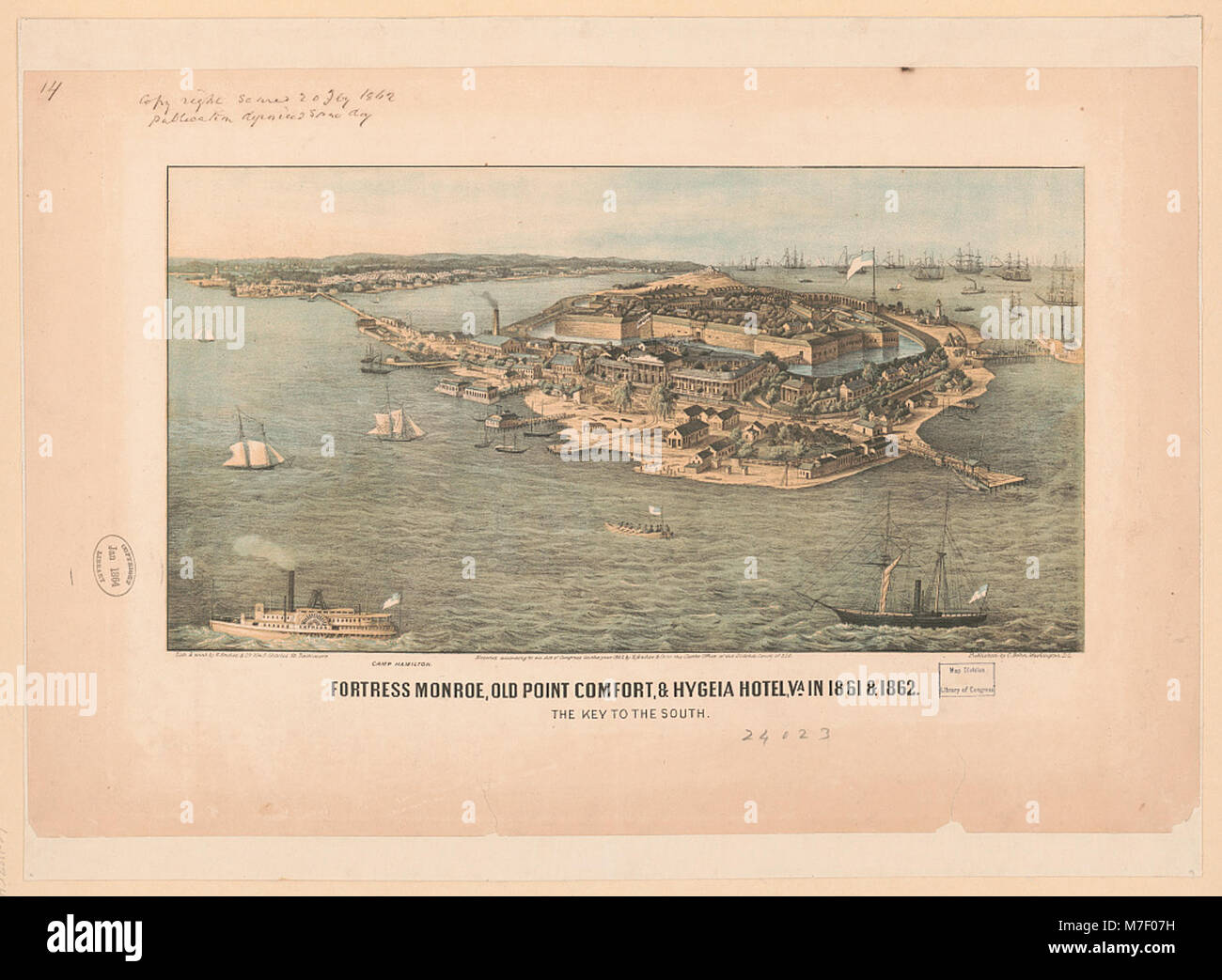 Dieser Lithografie zeigt die Festung Monroe, Old Point Comfort und das Hygeia Hotel in Virginia, die auf 1861 und 1862 während des Amerikanischen Bürgerkriegs zurückgehen. Das Gebiet war während des Krieges von strategischer Bedeutung. Stockfoto