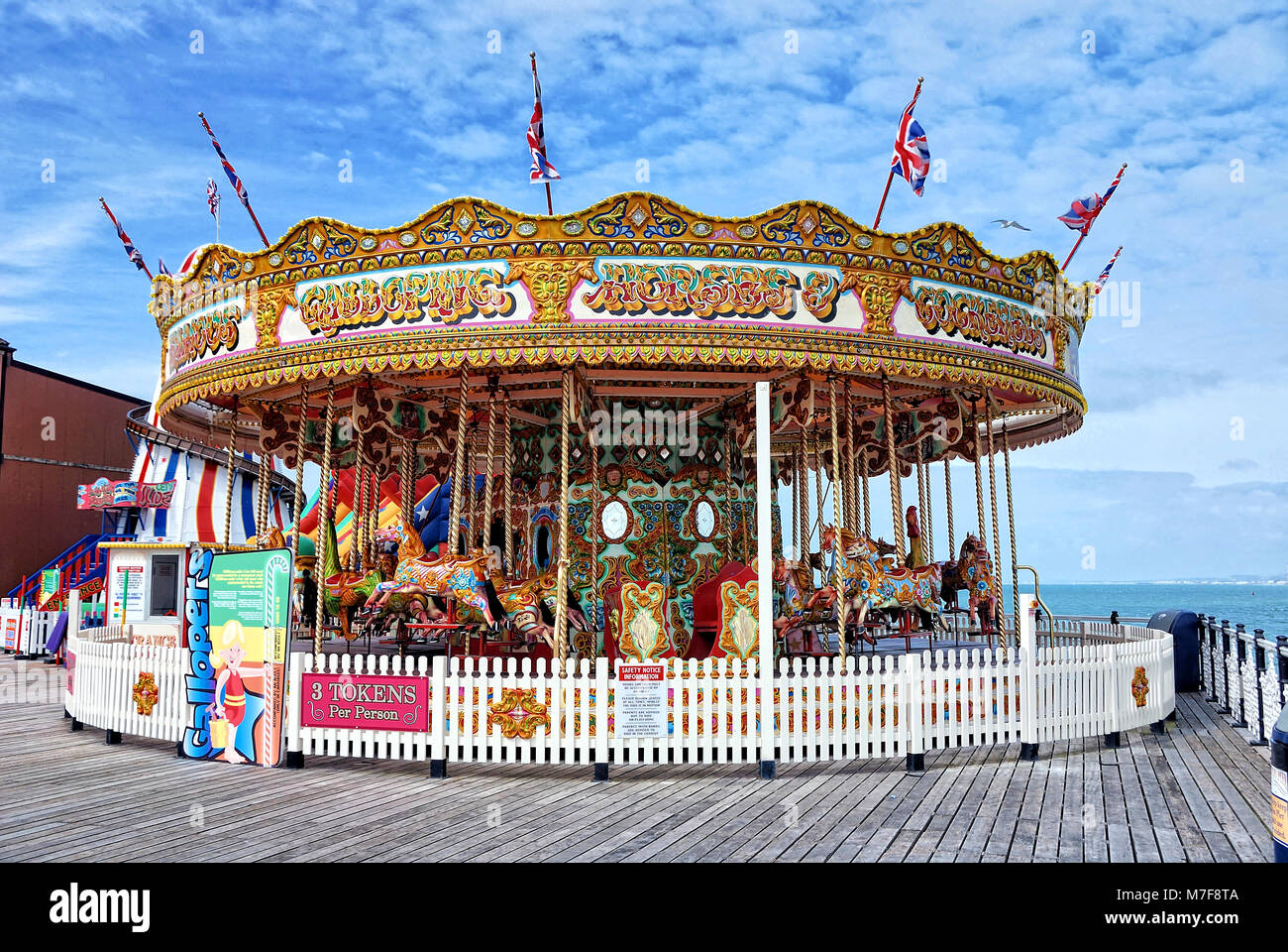 Ein Karussell auf Brighton Pier Stockfoto