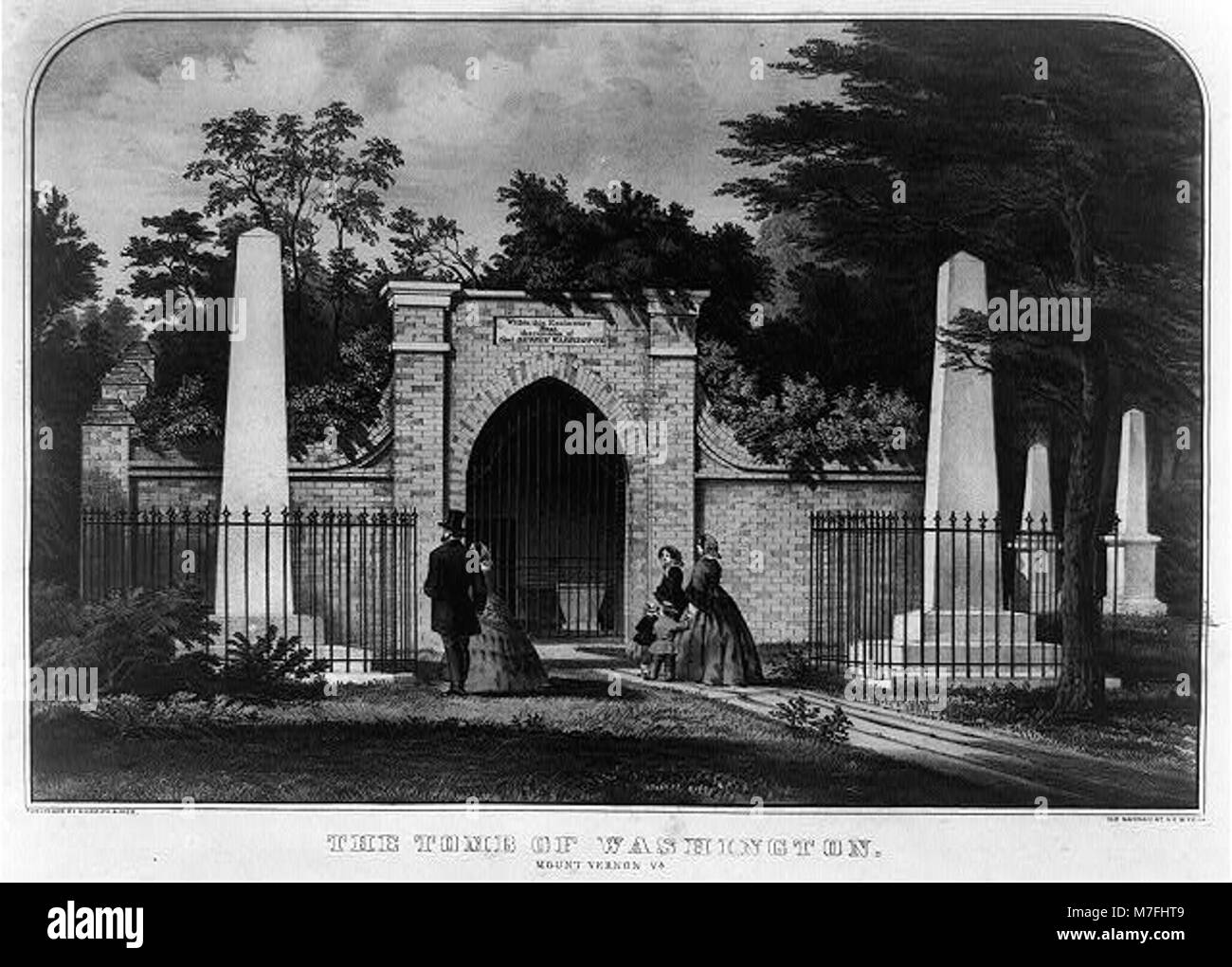 Ein historisches Porträt eines nicht identifizierten Mannes, der die Zeitung *The Sun* hält und einen Einblick in das soziale Leben und die Nachrichtenmedien in Amerika des frühen 20. Jahrhunderts bietet. Stockfoto