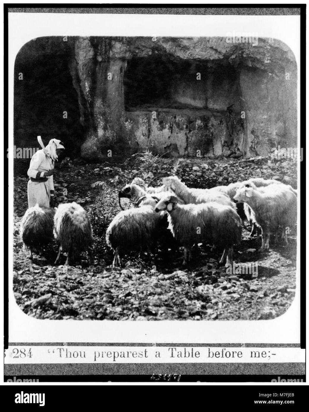 Ein religiöses Bild, das wahrscheinlich eine Szene darstellt, die von Psalm 23,5 inspiriert ist und die göttliche Vorsehung betont. Stockfoto