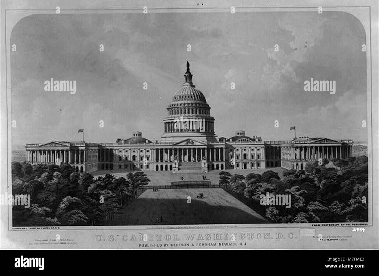 Eine Fotografie des Kapitols in Washington, D.C., zeigt sein architektonisches Design und seine Bedeutung als Sitz der Regierung der Vereinigten Staaten. Stockfoto