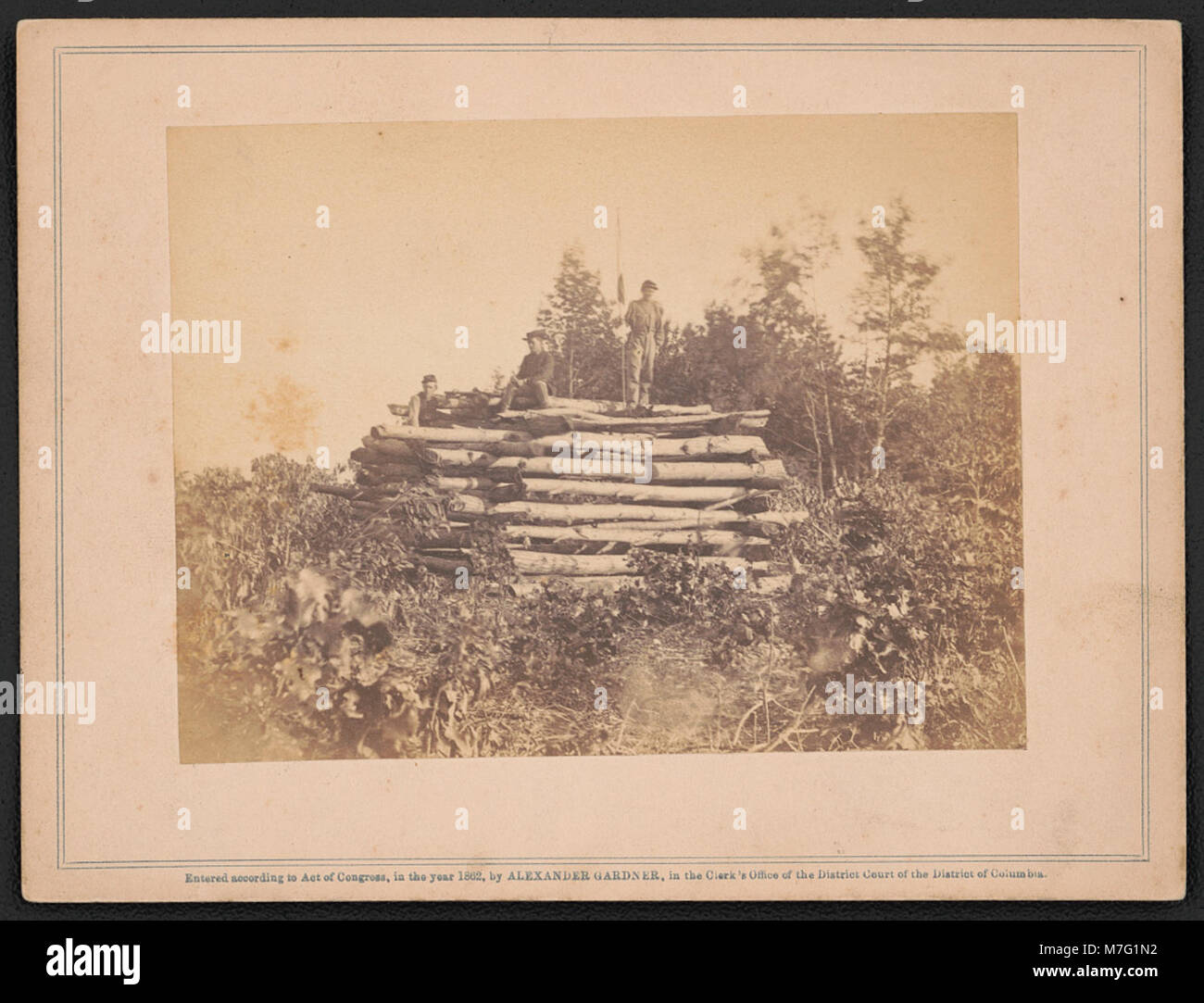 Foto eines Signalturms auf dem Elk Mountain mit Blick auf das historische Schlachtfeld von Antietam, einem wichtigen Ort des Amerikanischen Bürgerkriegs. Stockfoto