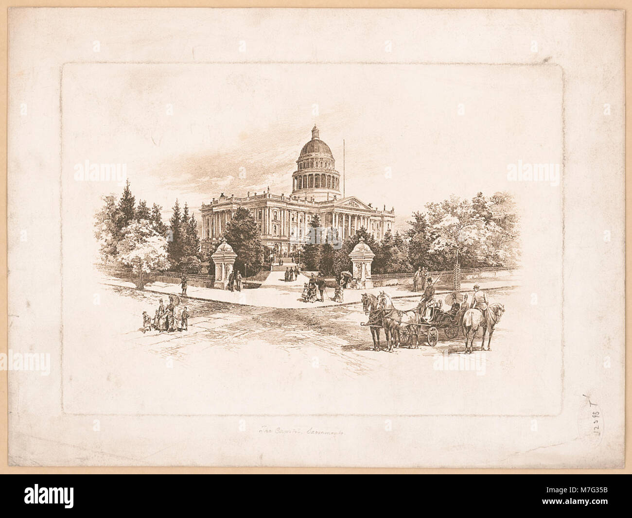 Ein historisches Foto des Kapitols in Sacramento, Kalifornien, das seinen architektonischen Stil und seine Bedeutung als Sitz der kalifornischen Regierung zeigt. Stockfoto