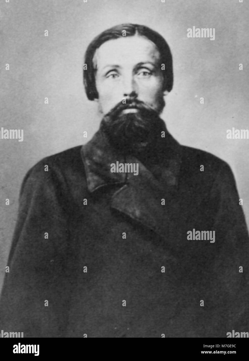 Diese Fotografie, die um 1860 aufgenommen wurde, ist ein Beispiel für russische Porträtfotografie. Das Bild repräsentiert den Stil und kulturellen Kontext Russlands Mitte des 19. Jahrhunderts. Stockfoto