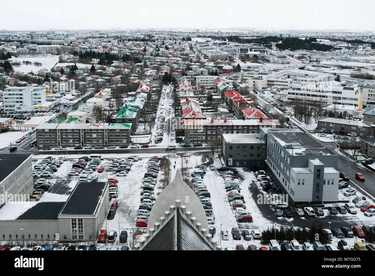 Luftaufnahme von Reykjavik, Island, die nördlichste Hauptstadt der Welt, der Schuß von der Oberseite der Hallgrímskirkja Kathedrale Stockfoto