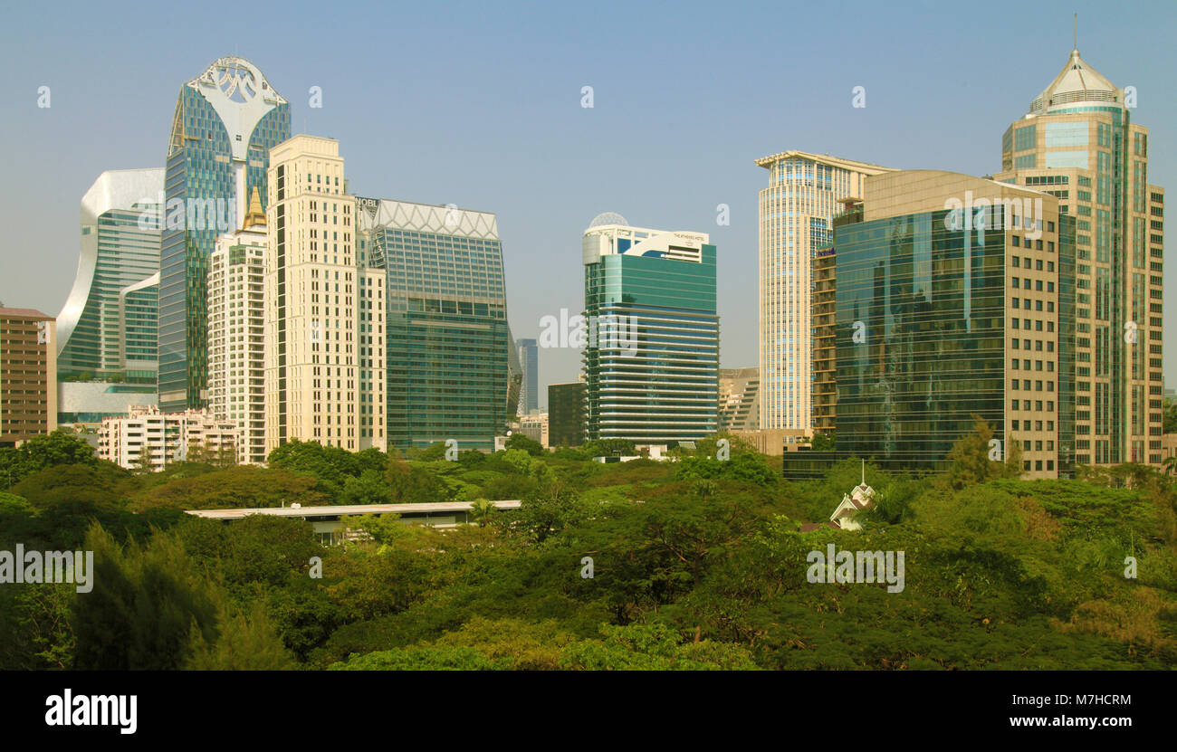 Thailand, Bangkok, Silom Road, Wolkenkratzer, Skyline, Stockfoto
