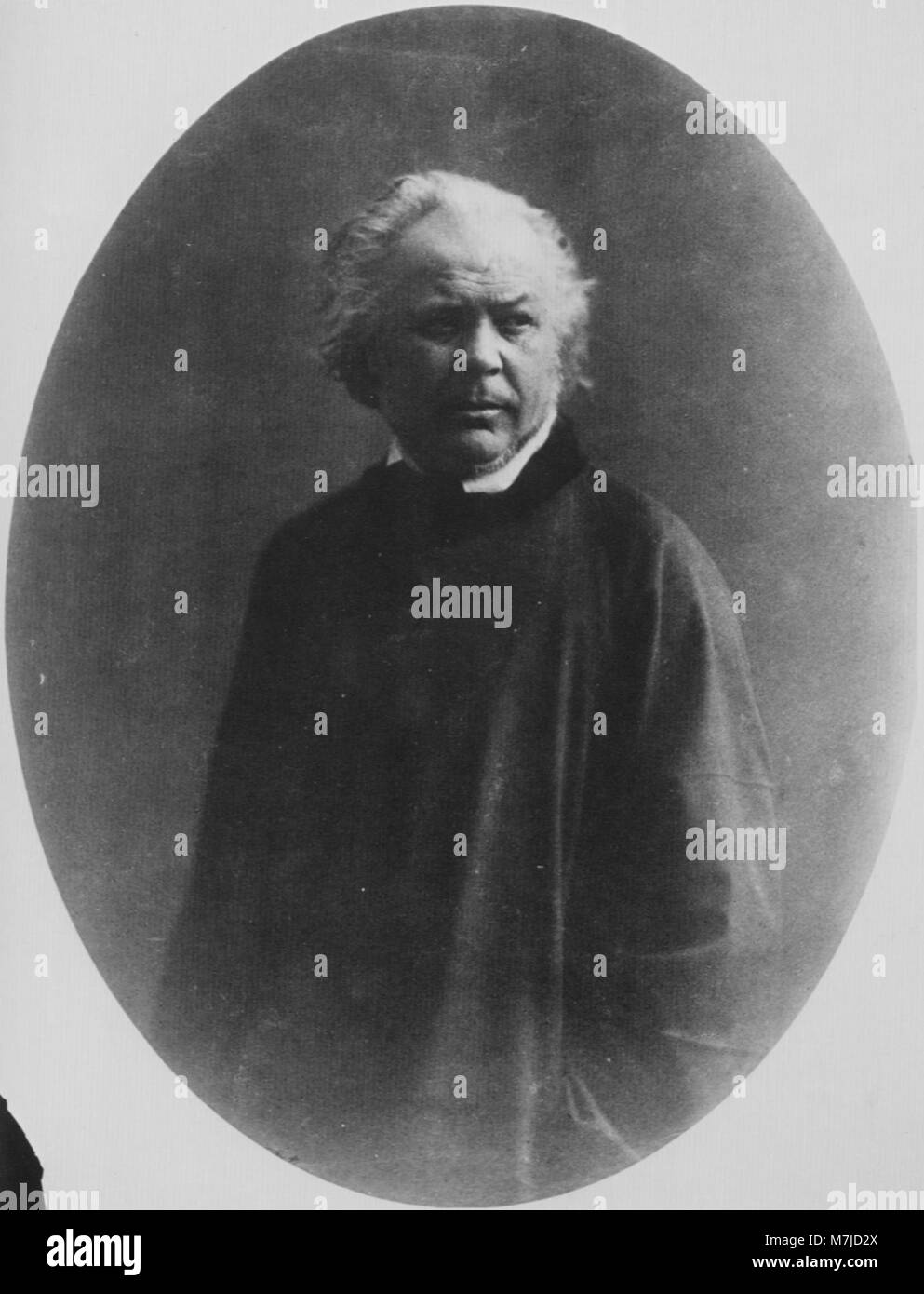 Das Werk „Honor“ von Gaspard-Félix Tournachon, einem prominenten Fotografen des 19. Jahrhunderts, fängt das Wesen von Daumiers Kunst ein. Tournachon, bekannt für seine fotografischen Porträts, bietet eine einzigartige Interpretation von Daumiers Werk aus fotografischer Perspektive. Stockfoto