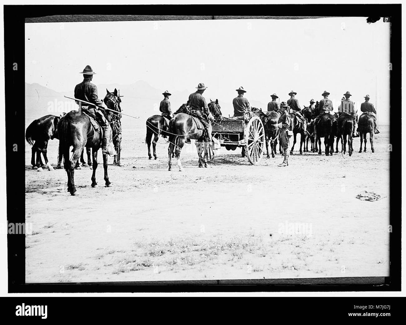 Armee, US-SIGNAL CORPS BAU VON LEITUNGEN IN PHILIPPINEN LCCN 2016866479 Stockfoto