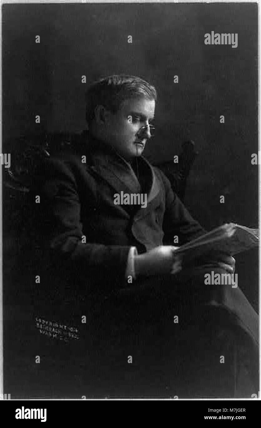 Dieses Porträt zeigt Benjamin Ryan Tillman, einen US-Senator und Gouverneur von South Carolina, der für seine umstrittene Rolle in der Südstaatspolitik während der Wiederaufbauzeit und der Post-Reconstruction-Ära bekannt ist. Stockfoto