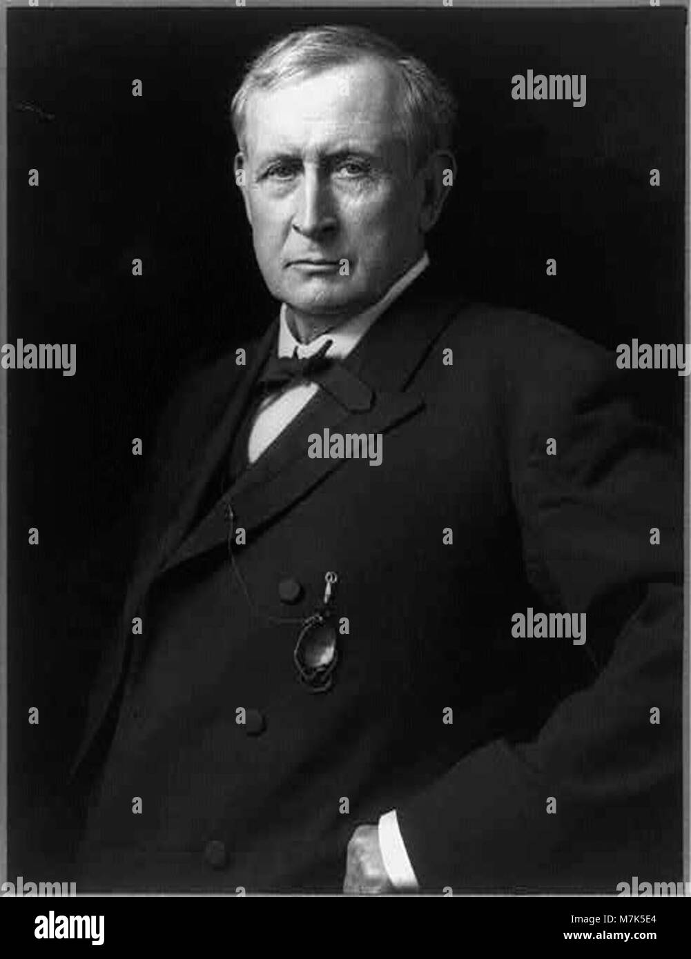 Charles P. Johnson war ein prominentes Individuum, bekannt für seine Beiträge zur amerikanischen Industrie und Gesellschaft. Seine Arbeit umfasste verschiedene Bereiche und hinterließ einen nachhaltigen Einfluss auf die Entwicklung seiner Gemeinschaft und darüber hinaus. Stockfoto
