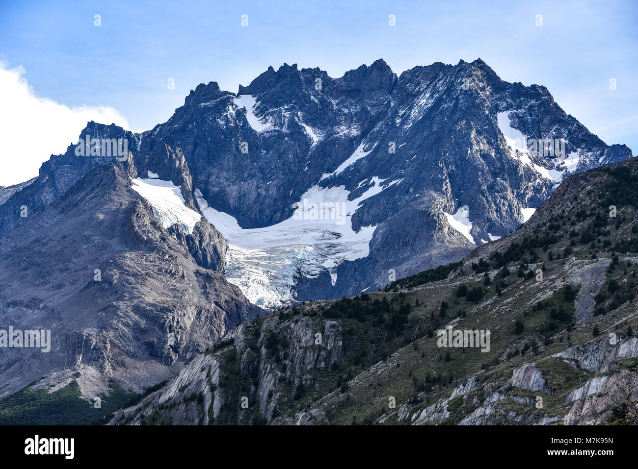 Berggipfel in der Cordon Olguin, Torres del Paine Nationalpark, Patagonien, Chile Stockfoto