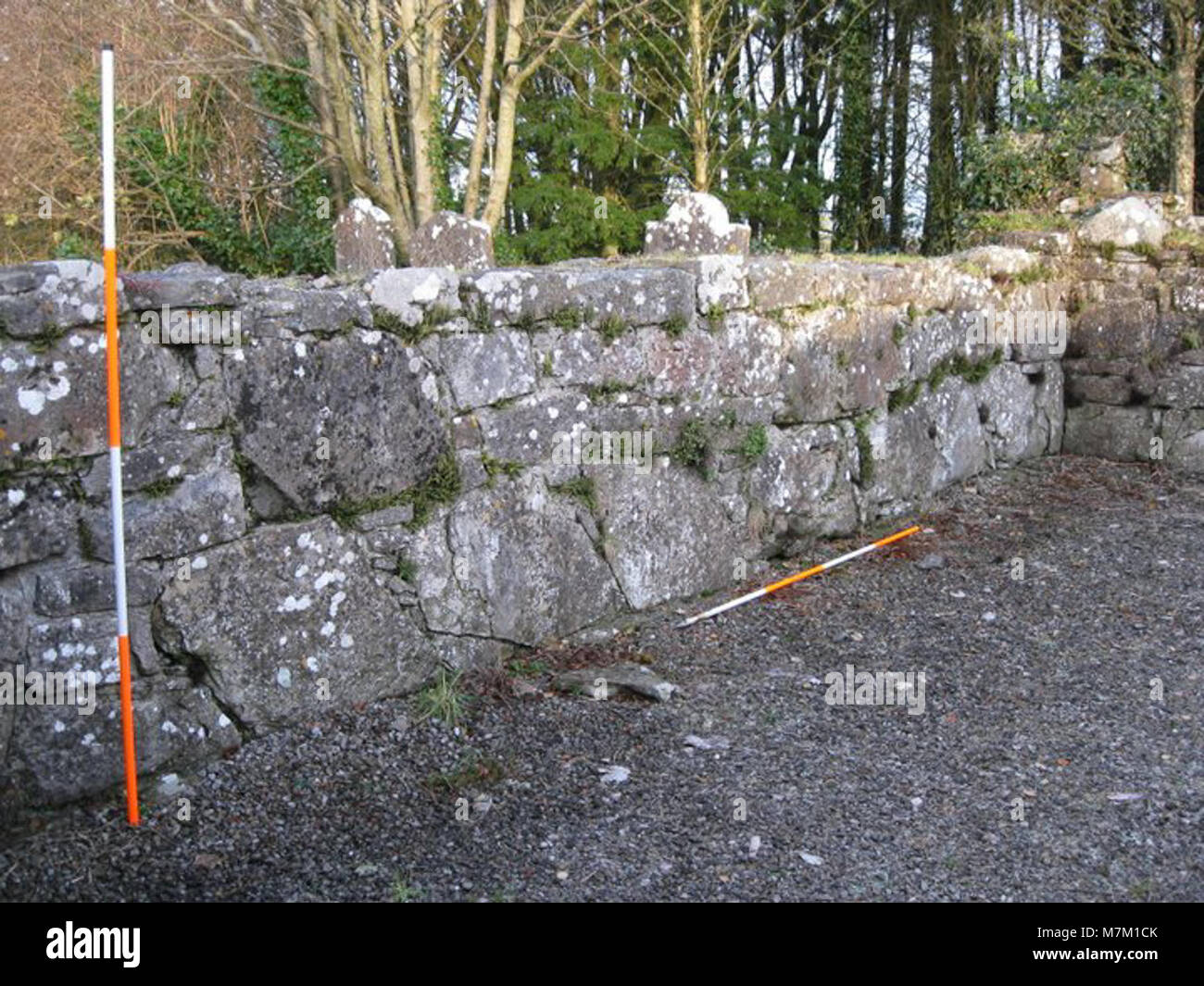 Die St. Mel’s Cathedral in Longford, Irland, ist eine neoklassizistische römisch-katholische Kathedrale, die zwischen 1840 und 1856 erbaut wurde. Er wurde von John B. Keane entworfen und verfügt über einen kreuzförmigen Grundriss mit ionischen Säulen und einer Chorapse. Die Kathedrale wurde 1893 geweiht und nach einem Brand 2009 restauriert. Stockfoto