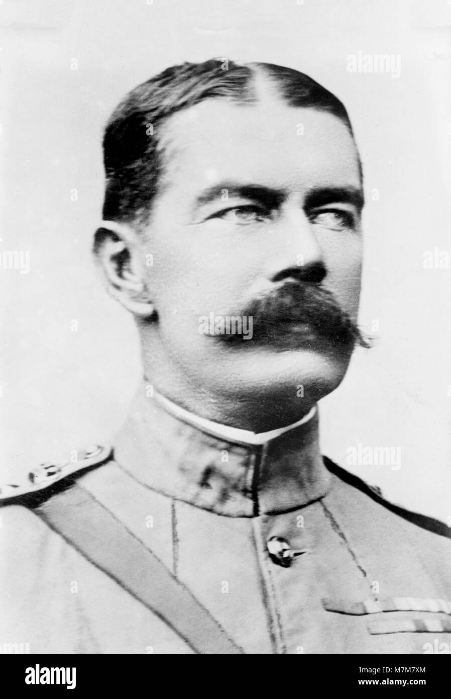 Lord Kitchener. Portrait von Horatio Herbert Kitchener, 1. Earl Kitchener in Khartum, wahrscheinlich in der Zeit der Burenkrieg. Stockfoto