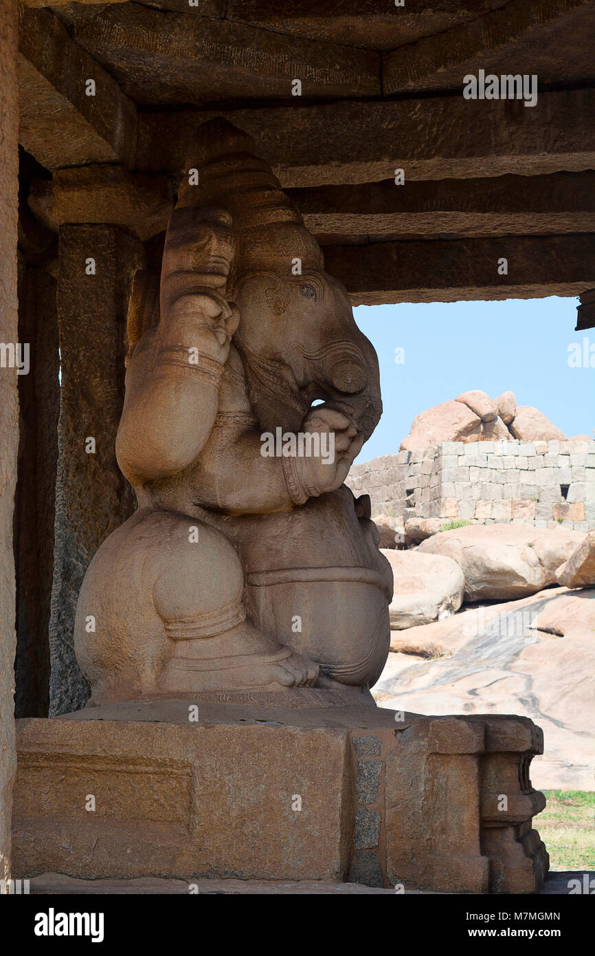 Sasivekalu Ganesh, Senfkörner Ganesha. Südlichen Ausläufer des Hemakuta Hill, Hampi, Karnataka Stockfoto