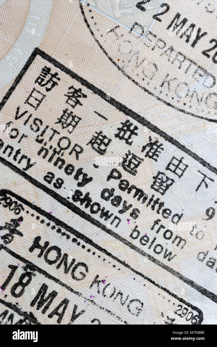 Makro eines Teils der Hong Kong Aufenthaltserlaubnis von Innen Seite eines asiatischen Pass genommen Stockfoto