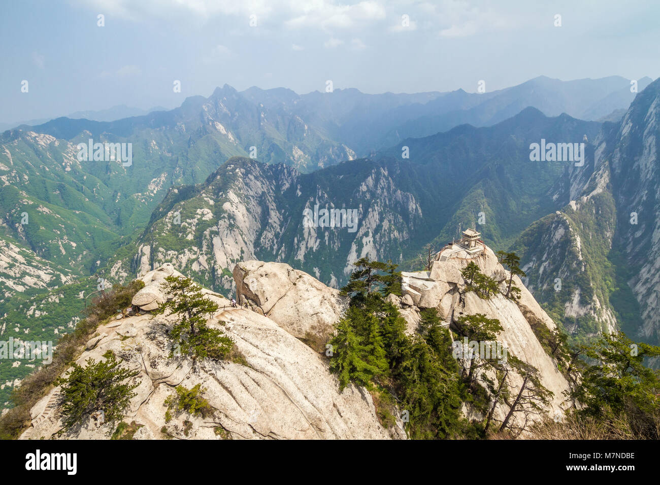 China, Provinz Shaanxi, Huashan Berg, Pavillon auf dem Berg Stockfoto