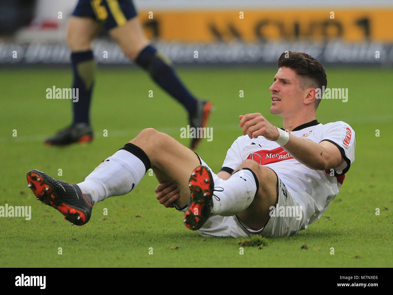 20180311, Fußball, 1. 1. Fussballbundesliga, 26. Spieltag, bei Mercedes Benz Arena Stuttgart, VfB Stuttgart vs RB Leipzig, Fussball, Sport, im Bild: Mario Gomez (VFB Stuttgart) * Copyright: Philippe Ruiz Stockfoto