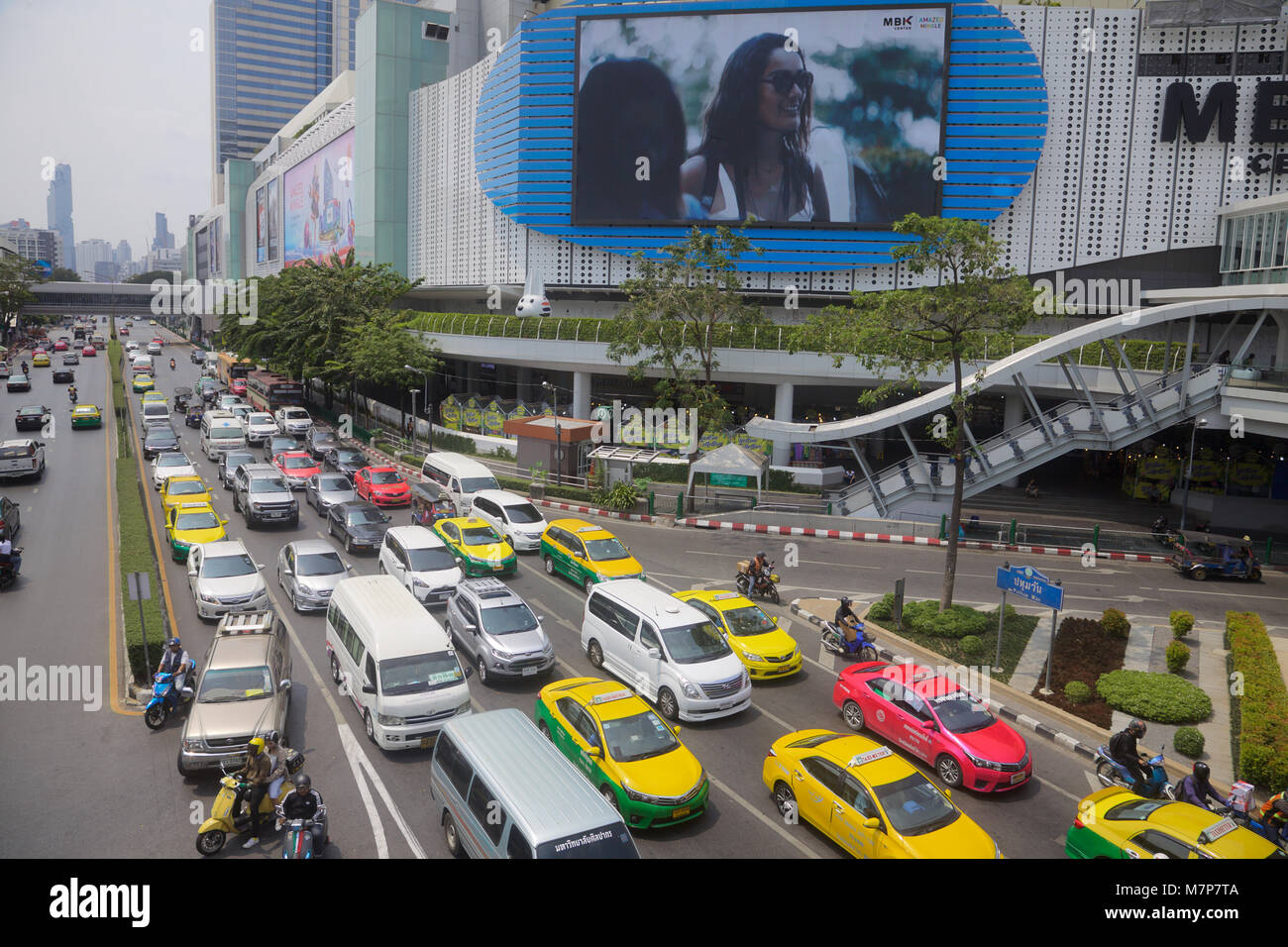 Der Verkehr im Zentrum von Bangkok, Thailand Stockfoto