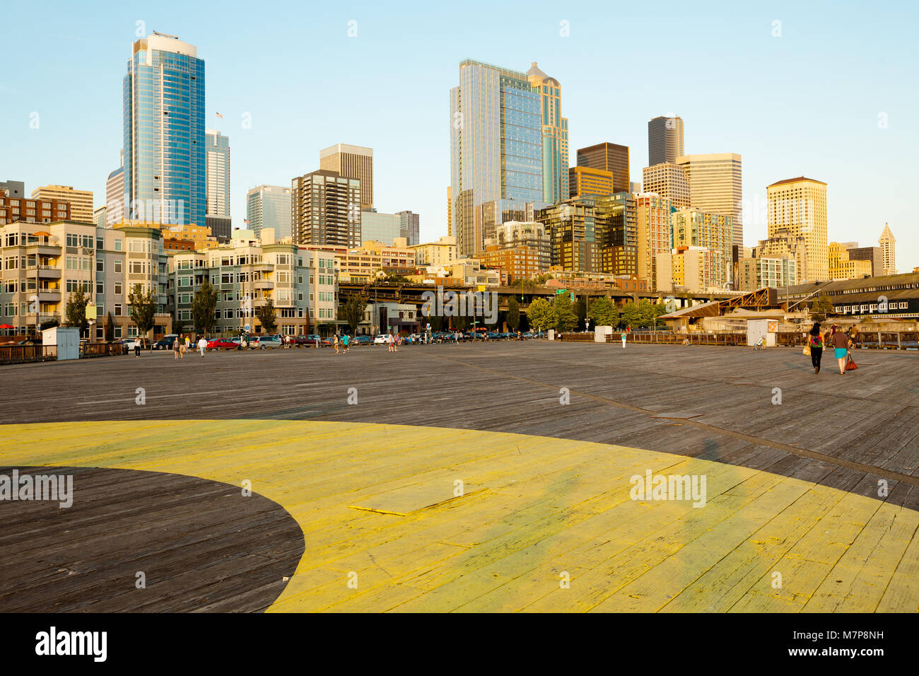 Pier 62 und Downtown, Seattle, Washington, USA Stockfoto