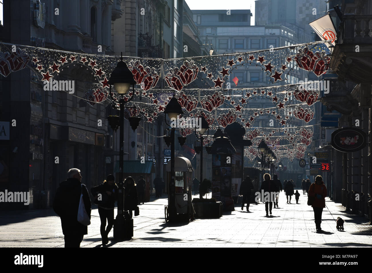 Belgrad, Serbien. Februar 10, 2017. Prinz Michael Straße (Straße Kneza Mihaila oder Knez Mihailova) am Morgen. Sehr wichtig Fußgängerzone in Belgr Stockfoto