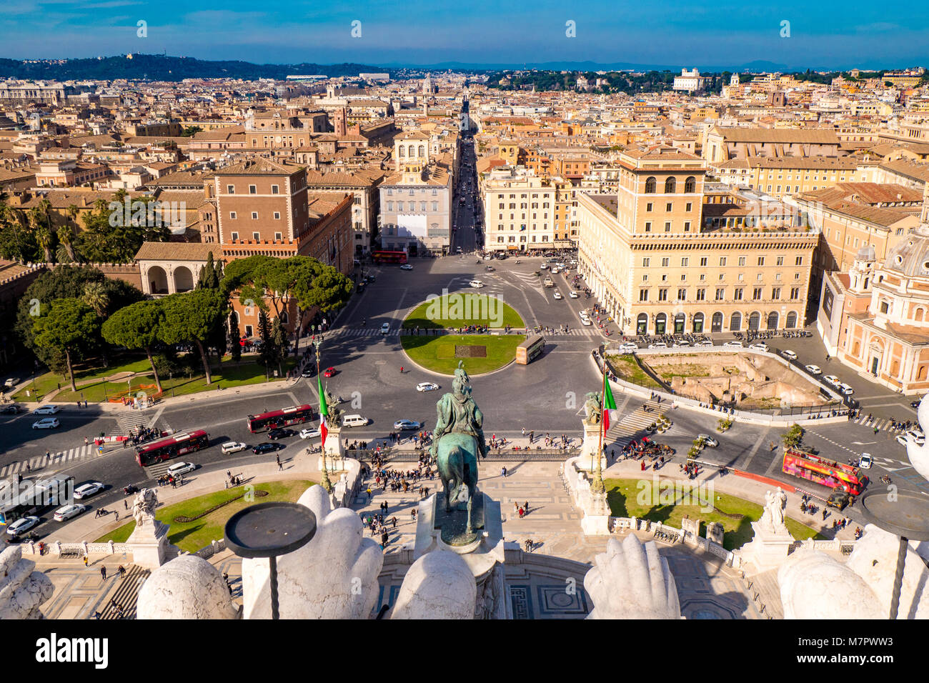 Rom Venedig Plazza von oben gesehen (Piazza Venezia) Stockfoto