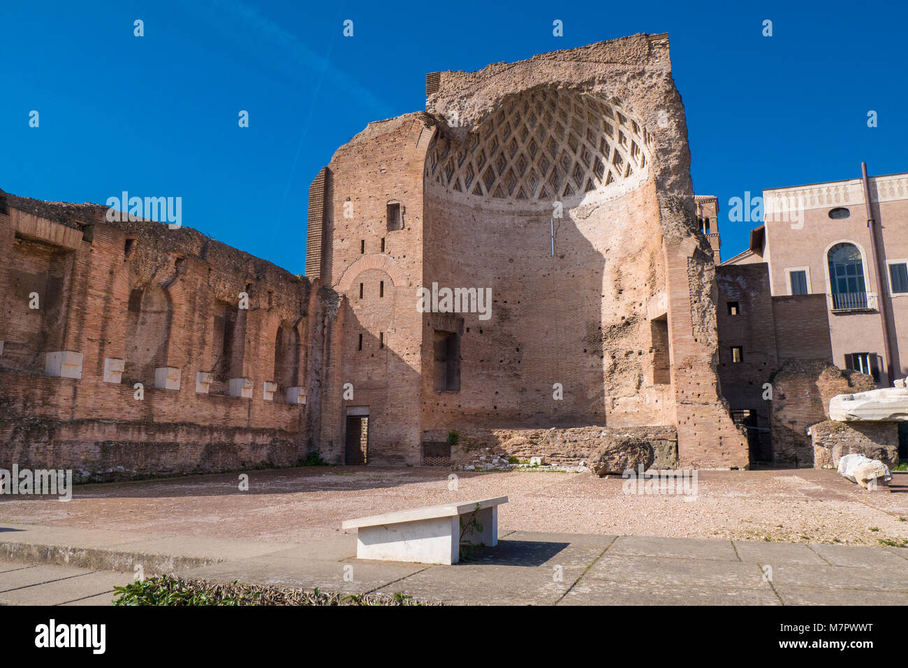 Der Tempel der Venus (Tempio di Venere), Rom, Italien Stockfotografie ...