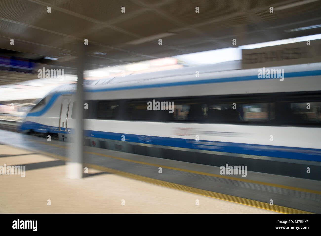 Hochgeschwindigkeitszug "Pendolino" in Danzig, Polen. 11. März 2018 © wojciech Strozyk/Alamy Stock Foto Stockfoto