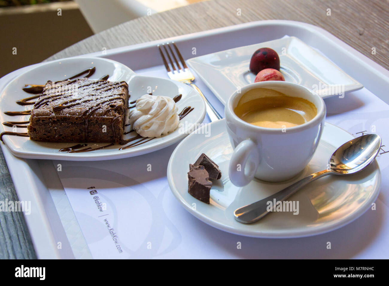 Kaffee und Dessert im Kah Kow, El Arte Del Cacao, Santo Domingo, Domnican Republik Stockfoto