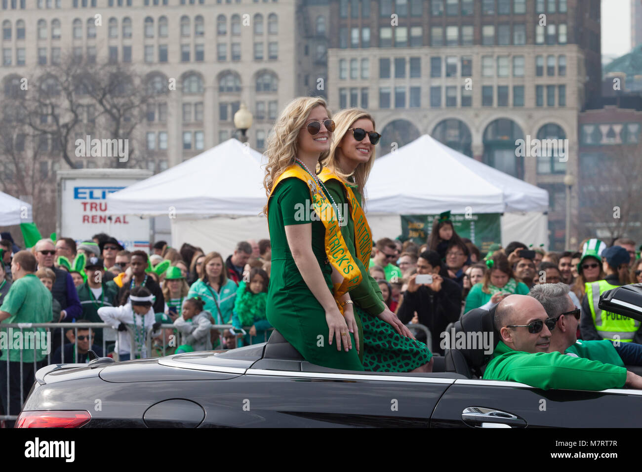 Chicago, Illinois, USA - 12. März 2016, die St. Patrick's Day Parade ist eine kulturelle und religiöse Feier aus Irland zu Ehren des Heiligen Patrick. Stockfoto