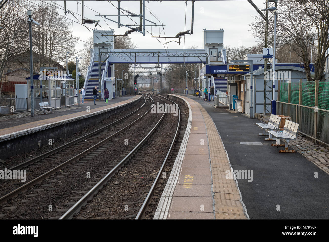 Westerton Bahnhof in Glasgow. Diese eine Richtung Westen, der nächsten Station auf der Linie ist Drumchapel Stockfoto