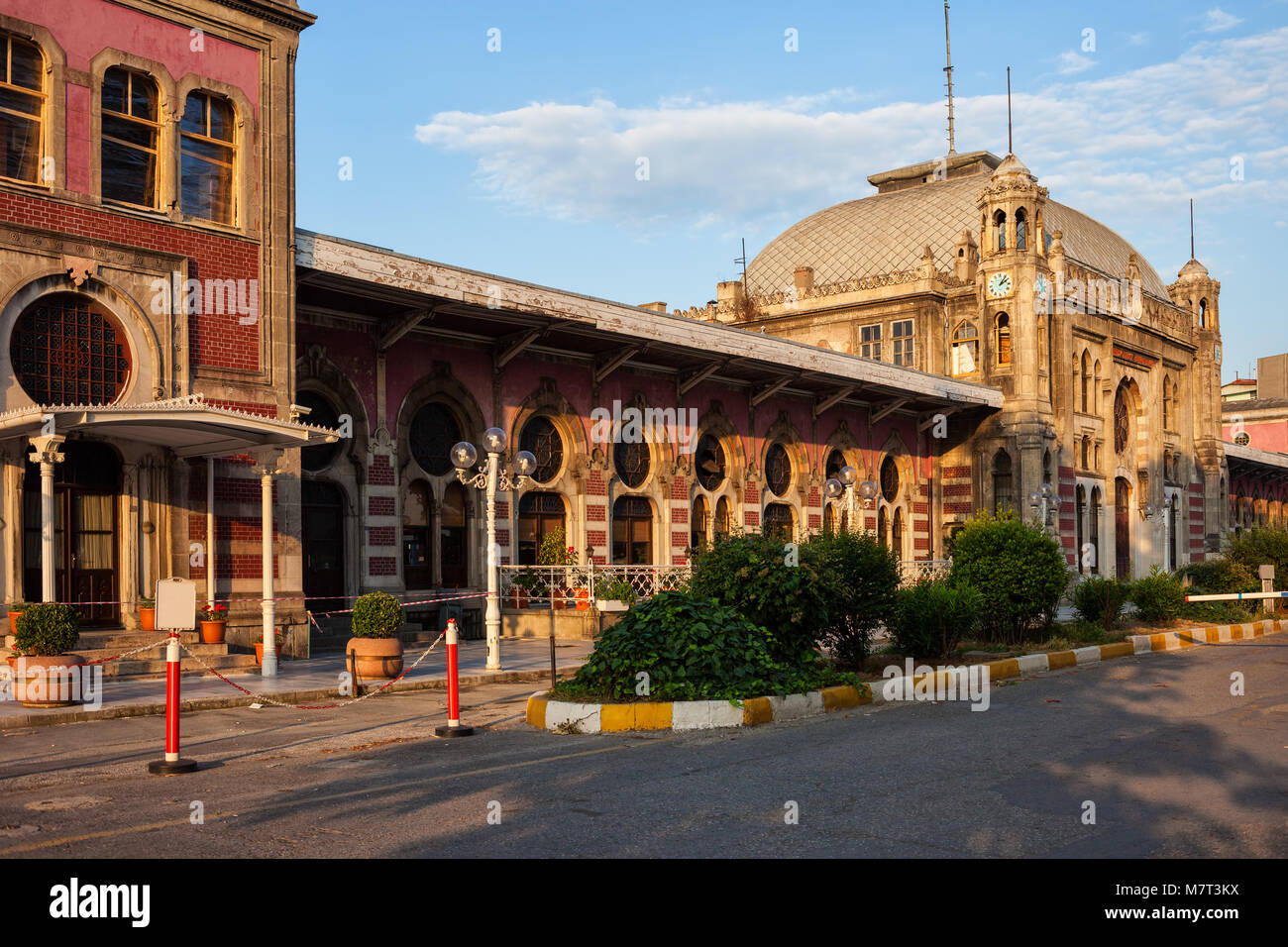 Türkei, Istanbul, Sirkeci Bahnhof bei Sonnenuntergang, letzte ...