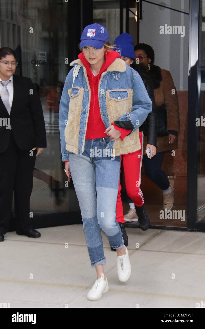 New York, USA. 12 Mär, 2018. Gigi Hadid in New York City am März 12, 2018 gesehen. Quelle: DC/MediaPunch Credit: MediaPunch Inc/Alamy leben Nachrichten Stockfoto