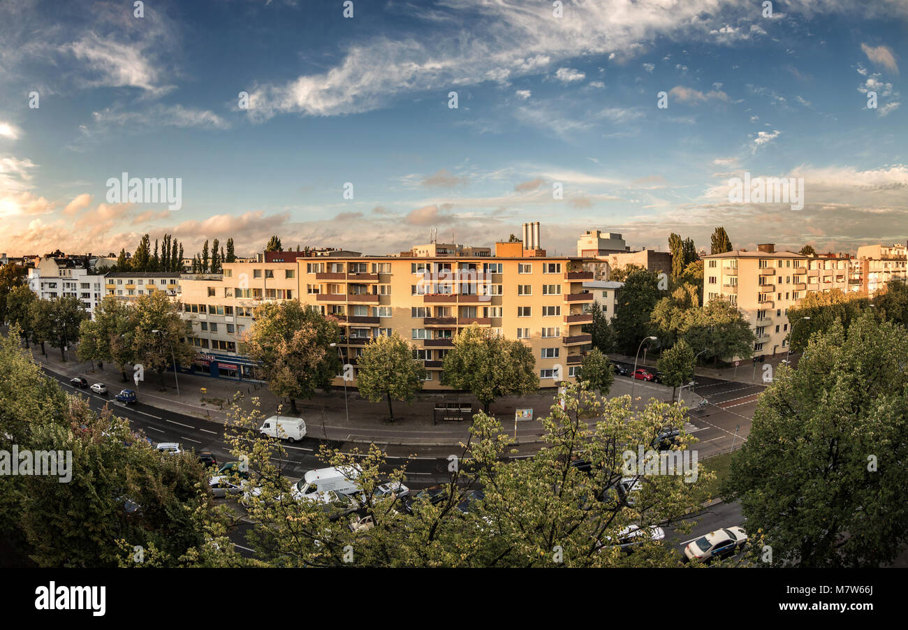 60er Jahre Architektur in der OttoSuhrAllee in Berlin, Deutschland Stockfotografie Alamy