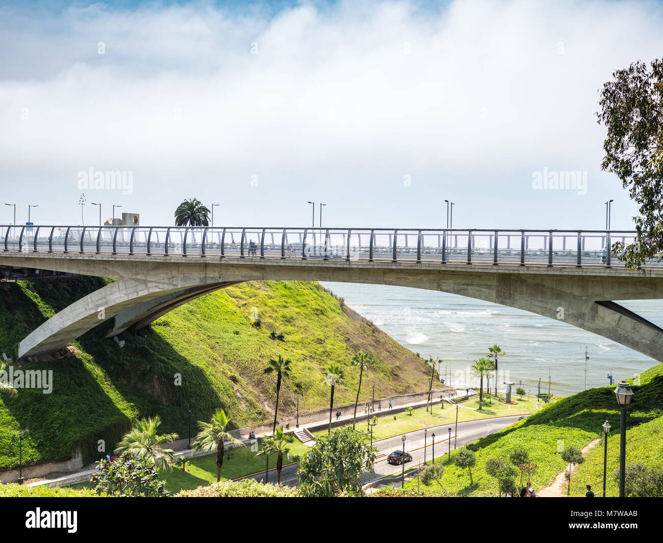 Ansicht der Villena Rey Brücke in Miraflores, Lima Stockfoto