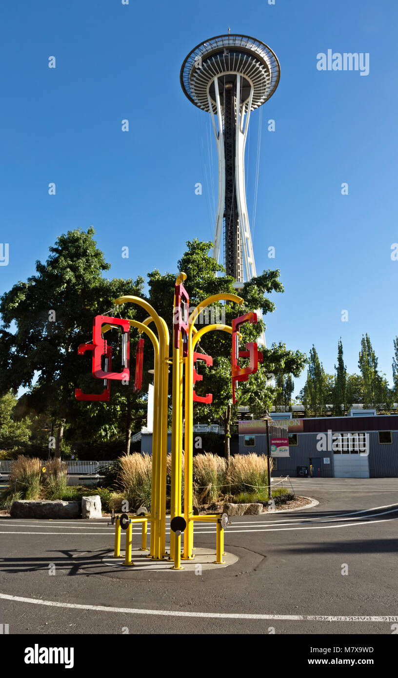 WA13805-00...WASHINGTON - Ein Spielzeug, das Musik erzeugt, befindet sich im Seattle Center nahe der Basis der Space Needle. 2017 Stockfoto