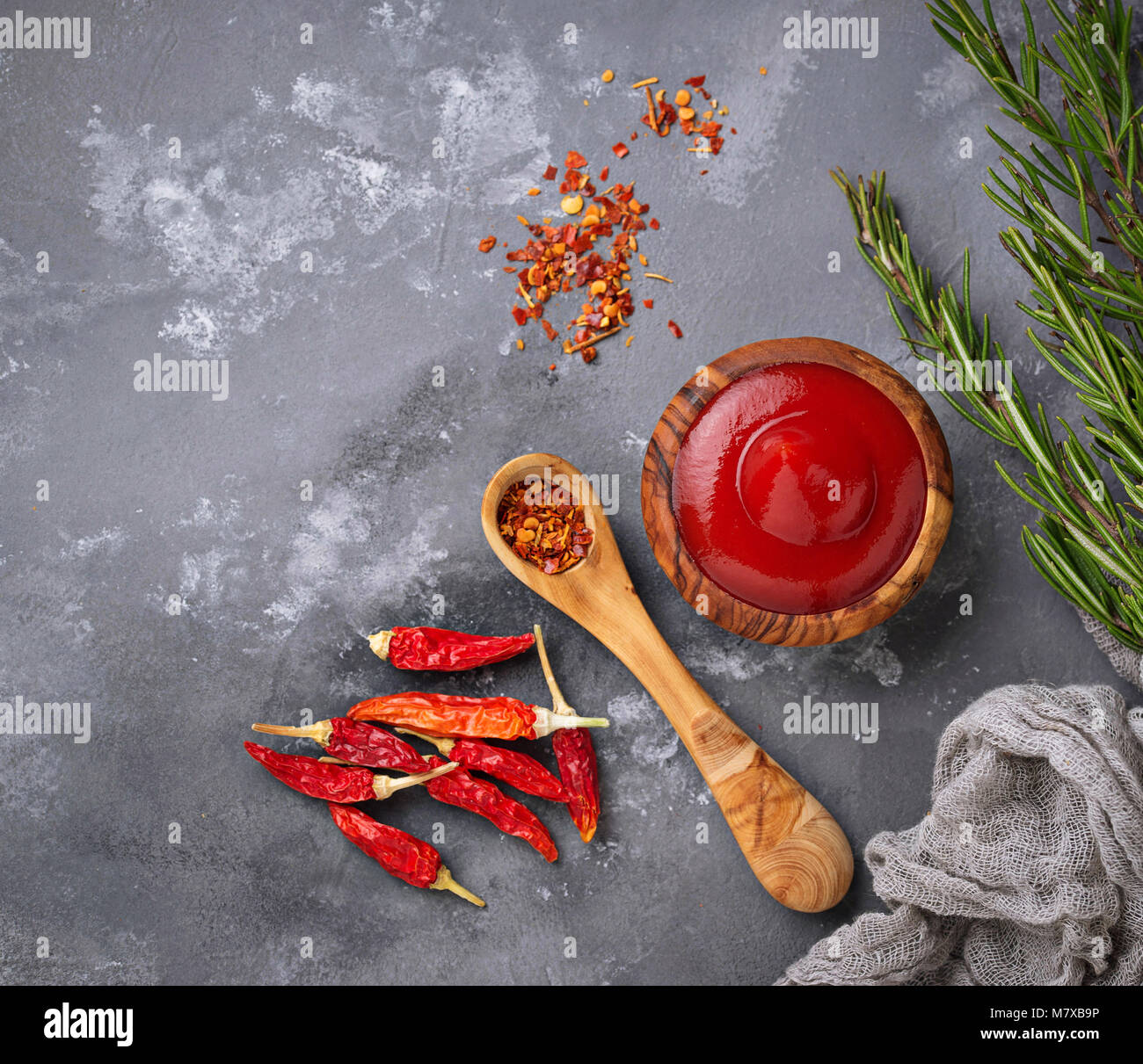 Chili Sauce mit getrockneten Paprika Stockfoto