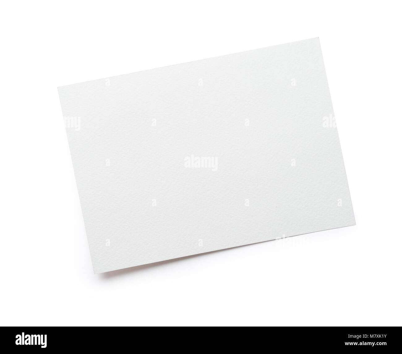 Nahaufnahme der Stapel mockup white papers Schreiben isolierte Freistellungsmaske auf weißem Hintergrund mit Pfad, Ansicht von oben. Stockfoto