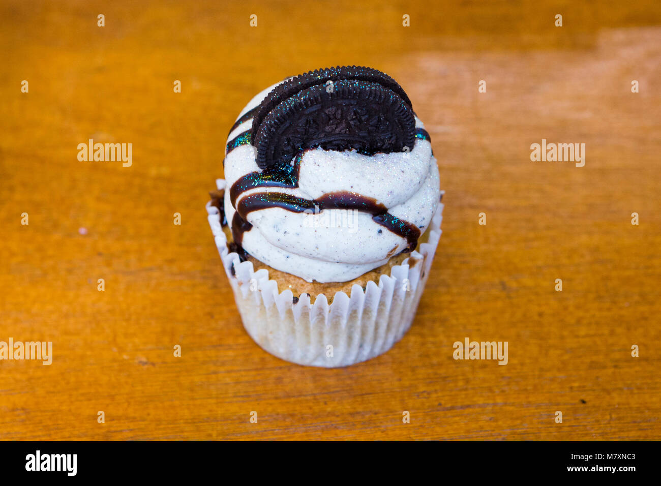 Oreo Cookie Cupcake. Stockfoto
