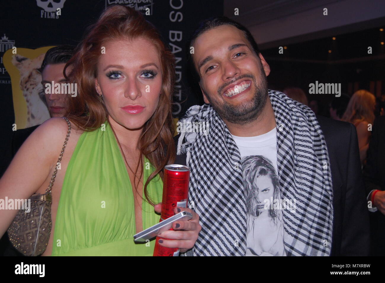 Georgina Georgina Bülowius Fleur (bürgerlich) und Filmproduzent Timo J. Mayer Los Banditos-Party im Hotel Adlon Kempinski - 10.02.2013 Berlinale 2013 Stockfoto