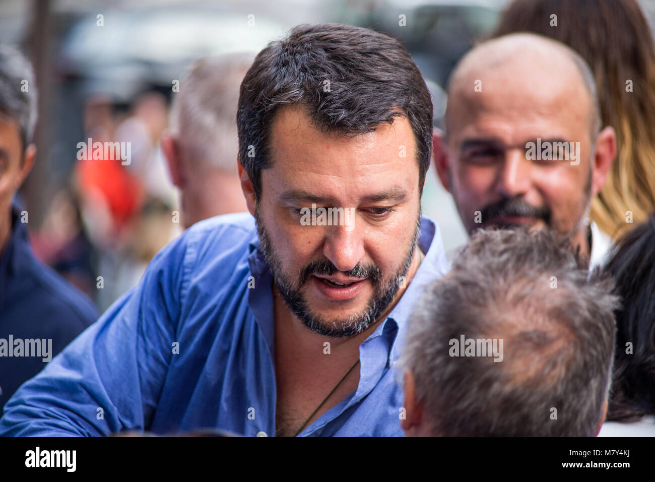 Genua (Genova), Italien, 23. Juni 2017 - Matteo Salvini, der Sekretär der Lega Nord im Wahlkampf für den Bürgermeister von Genua Stockfoto