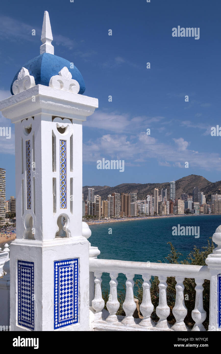 Benidorm - Spanien.  Eine Stadt in der Provinz Alicante an der Costa Blanca im Osten Spaniens, an der Mittelmeerküste. Stockfoto